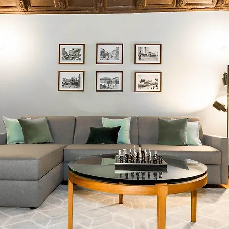 Joivy Luxurious For 4 Near Duomo And Galleria Vittorio * 米兰