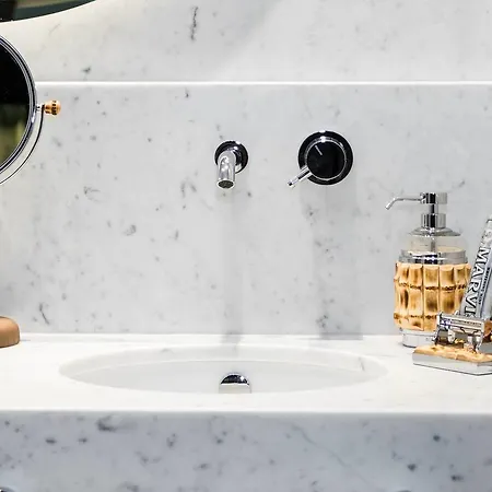 Joivy Luxurious For 4 Near Duomo And Galleria Vittorio 公寓